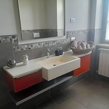 Vallecupa فندق مبيت وإفطار *